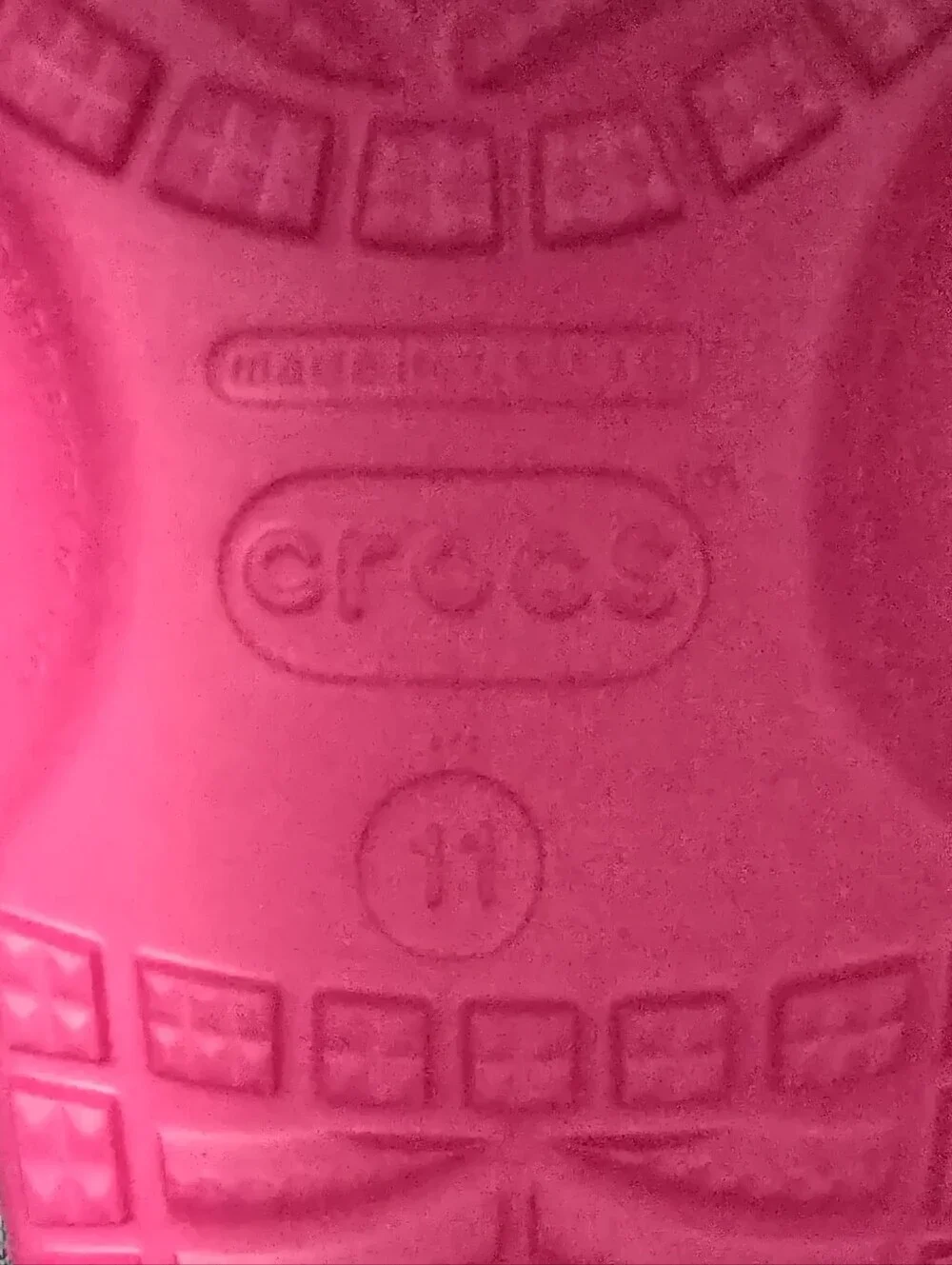 Crocs Classic Clog Dragon Fruit Hot Pink M11 W13